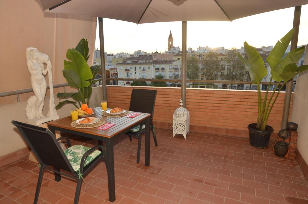 Habitacion Grande Con Terraza Privada, Malaga Centro Exterior photo