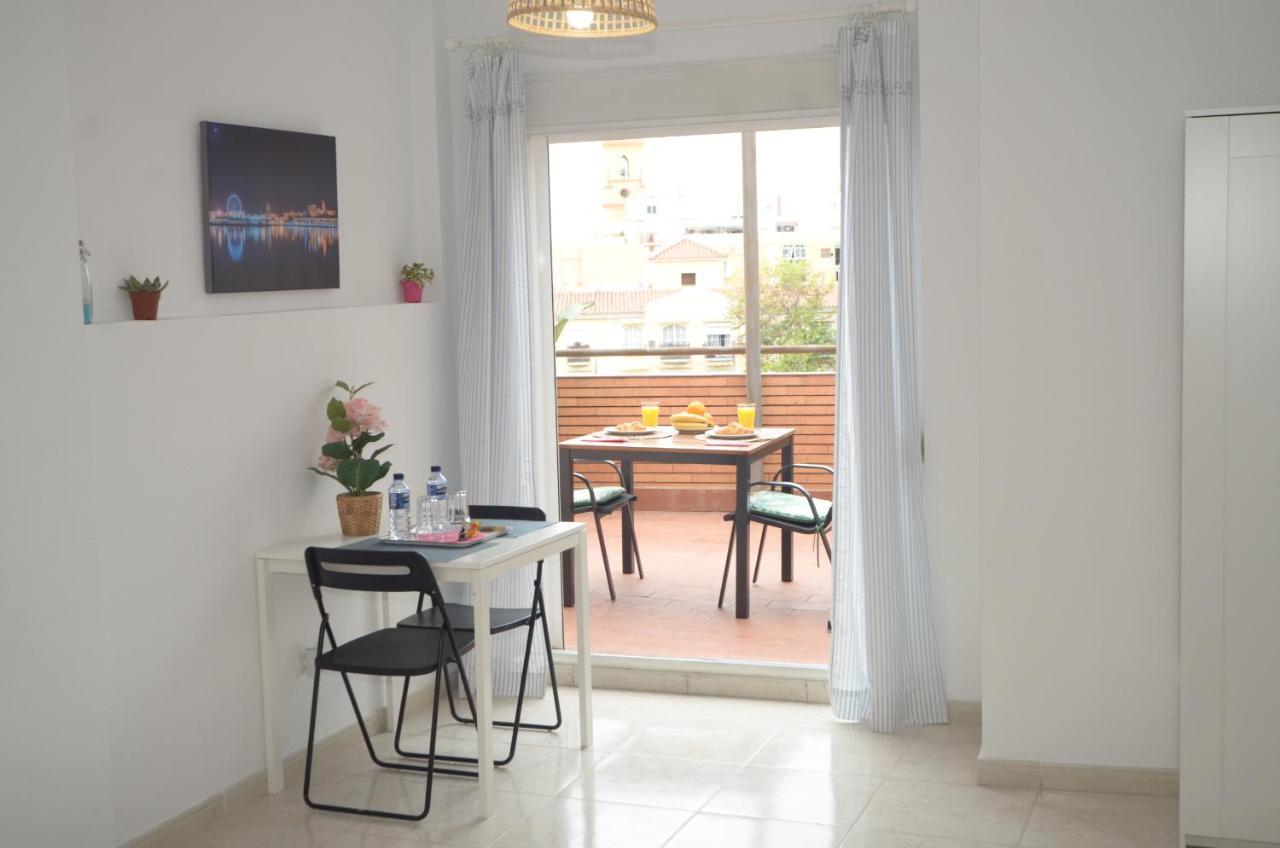 Habitacion Grande Con Terraza Privada, Malaga Centro Exterior photo